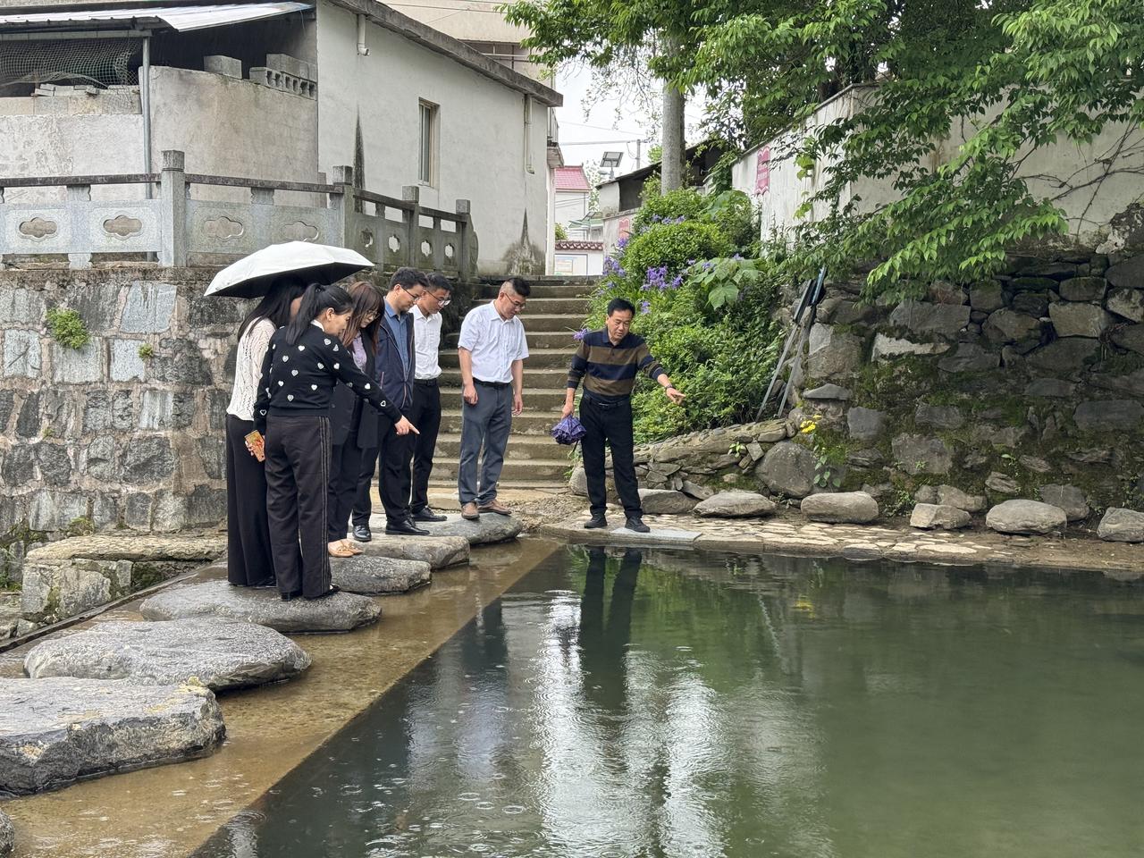 4.28民革宣城市第二支部调研旌德县华川村1.jpg